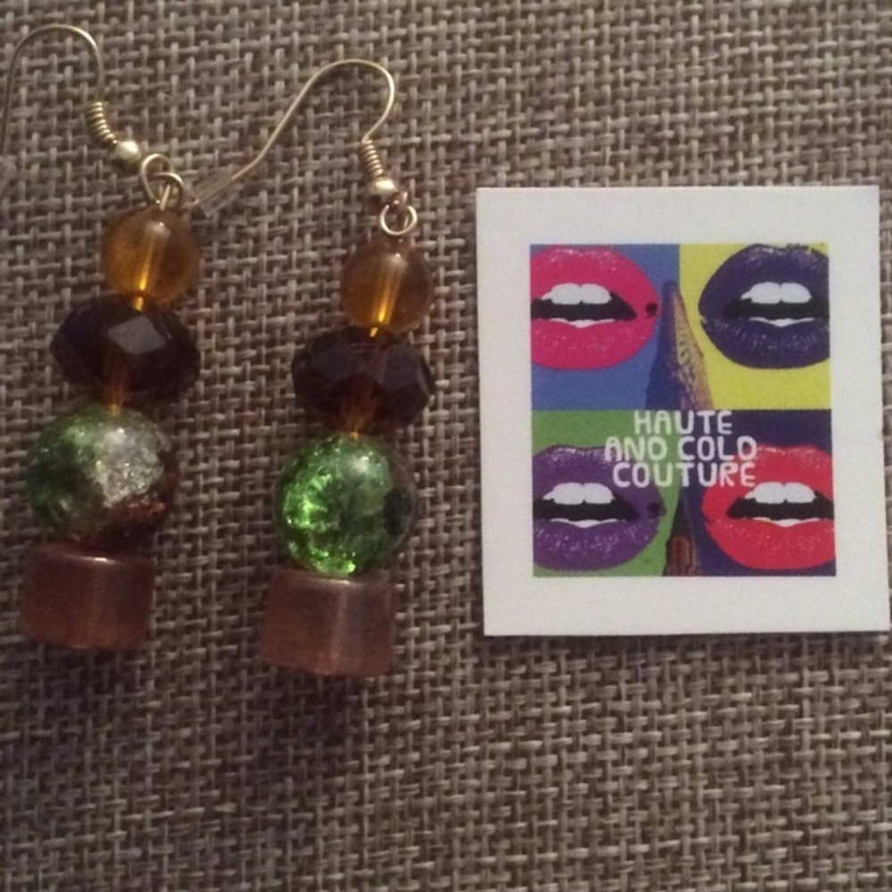 NEW Handmade Gold & Green Glass Pierced Earrings